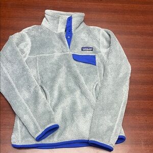 Patagonia Blue and Gray Fleece Pullover